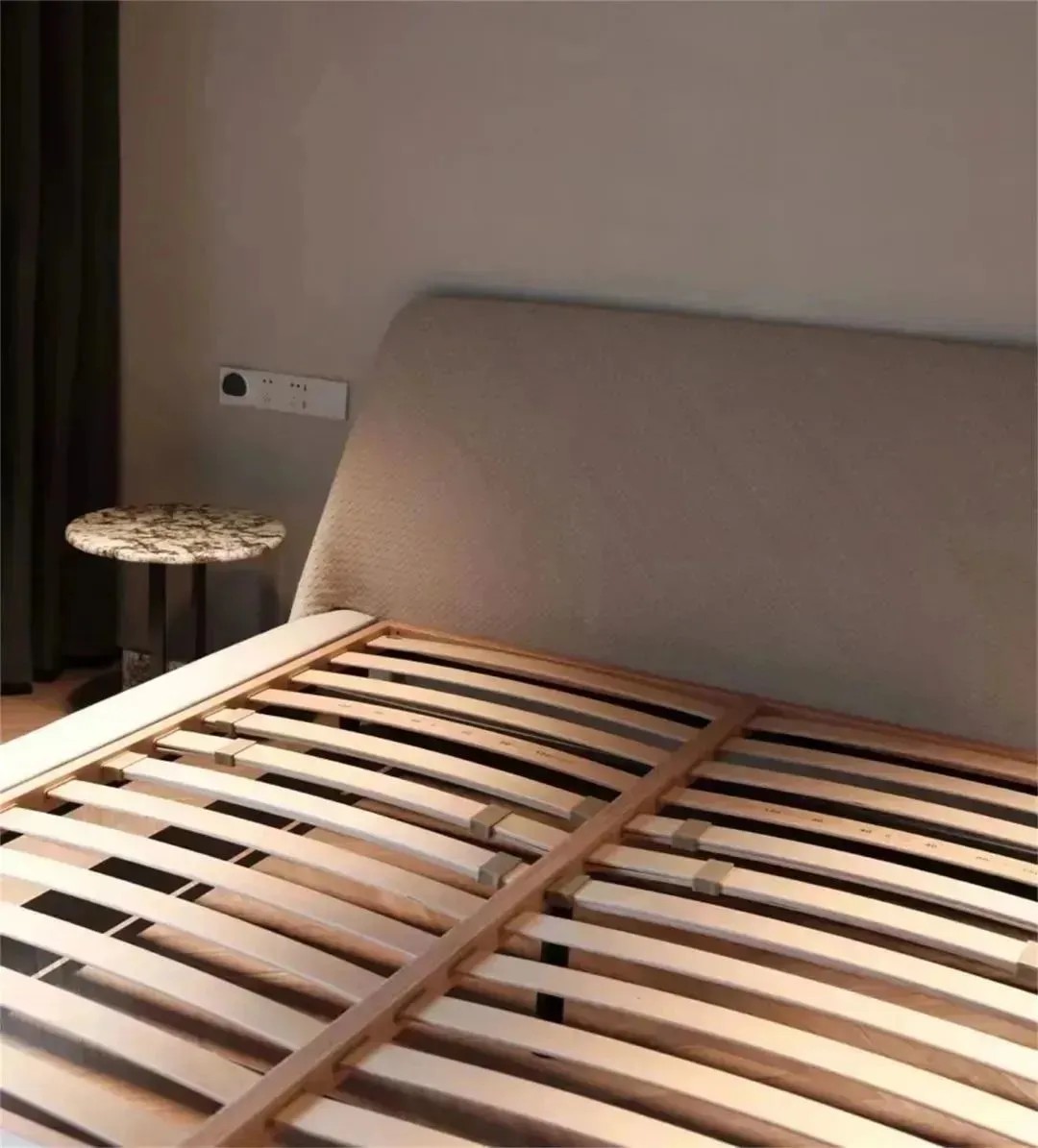 1733477942922975.jpg 1733477926825.jpg