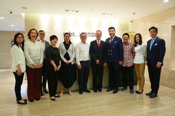 盧濤：米蘭國(guó)際家具展CEO造訪名漢唐 共建設(shè)計(jì)合作新平臺(tái)