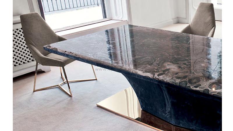 Omotesando 長(zhǎng)餐桌