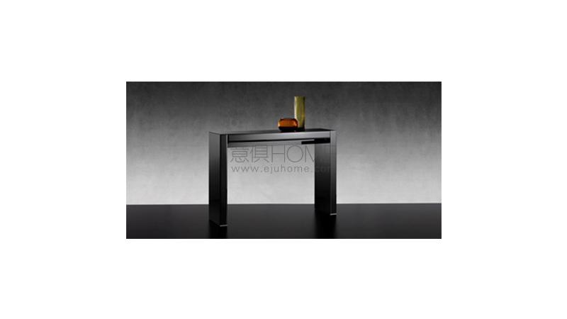 Avantgarde Console  玄關桌