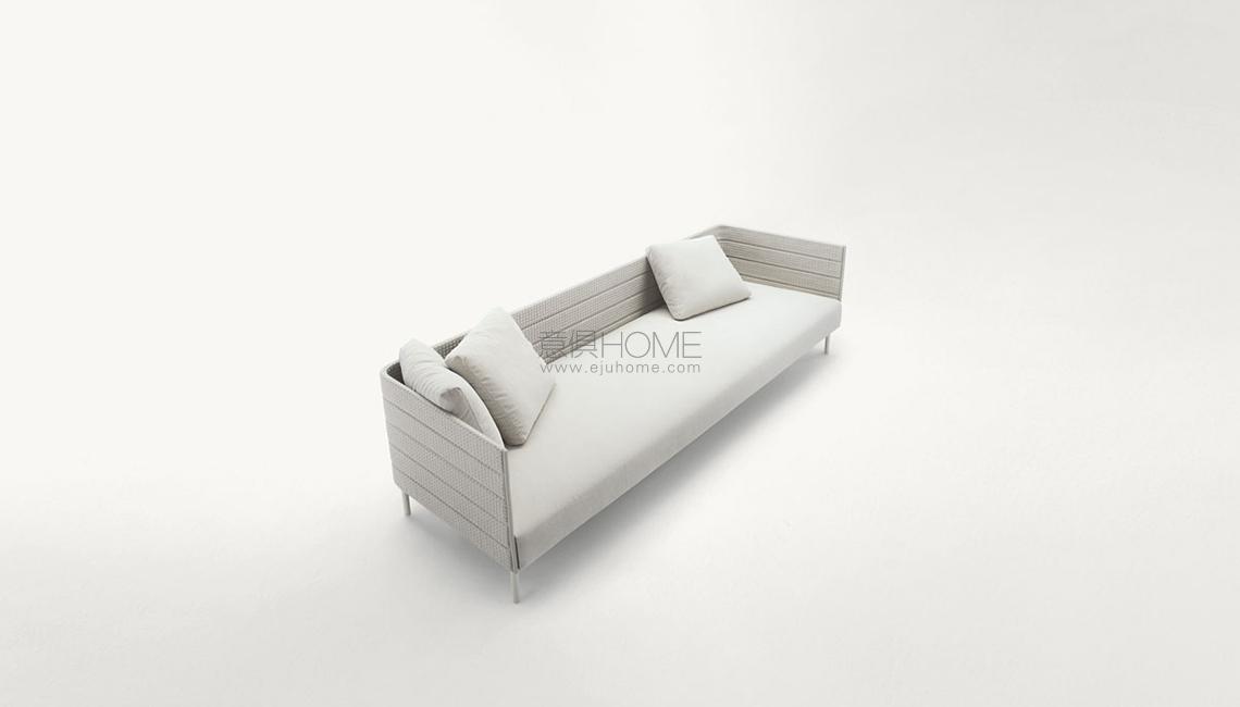 Frame on 沙發(fā)