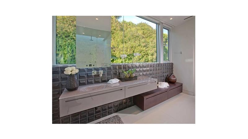 USA, Los Angeles, CA - Sarbonne 衛(wèi)浴