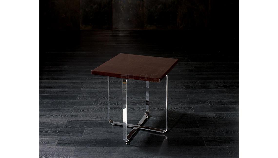 Egidio Square 茶幾