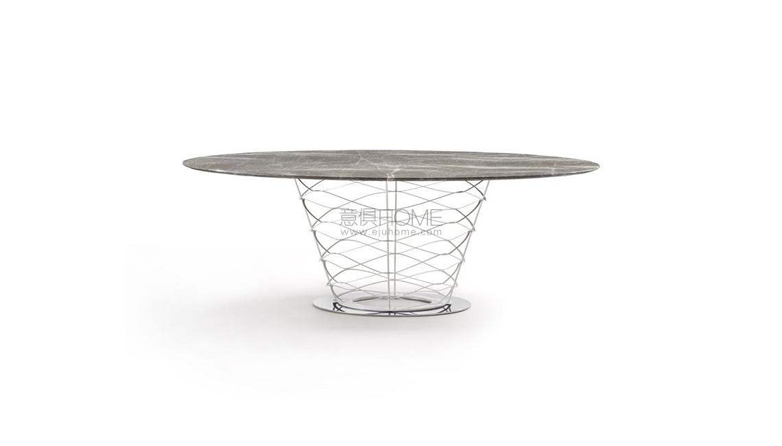 ENRICOPELLIZZONI40.0701餐桌