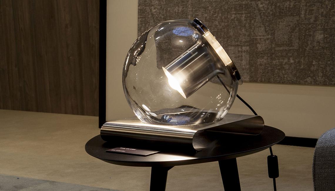 The Globe 臺(tái)燈