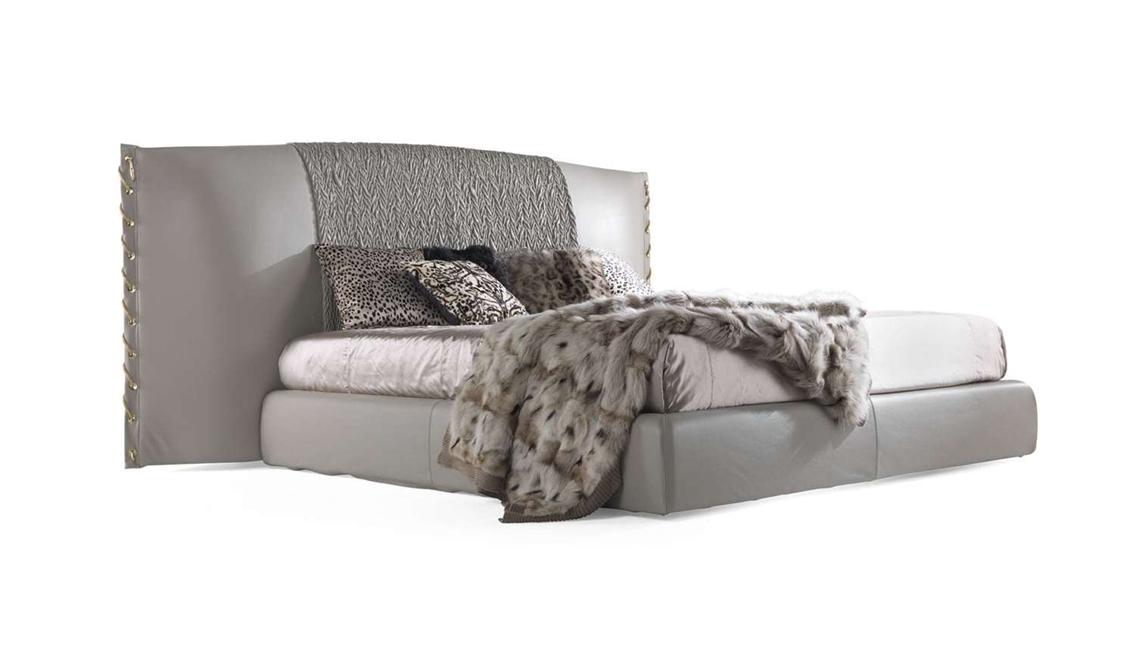 ROBERTO CAVALLINilo床