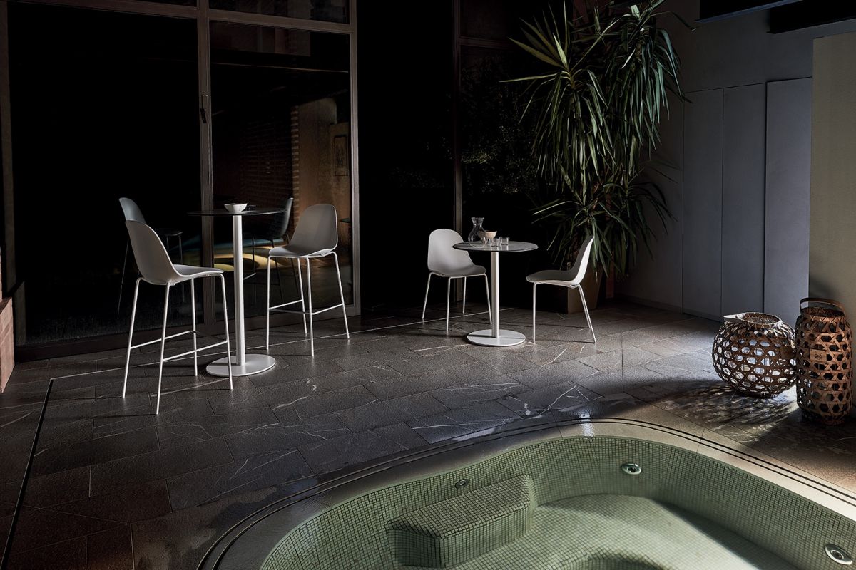 BONTEMPITAVOLI CONTRACT 餐桌