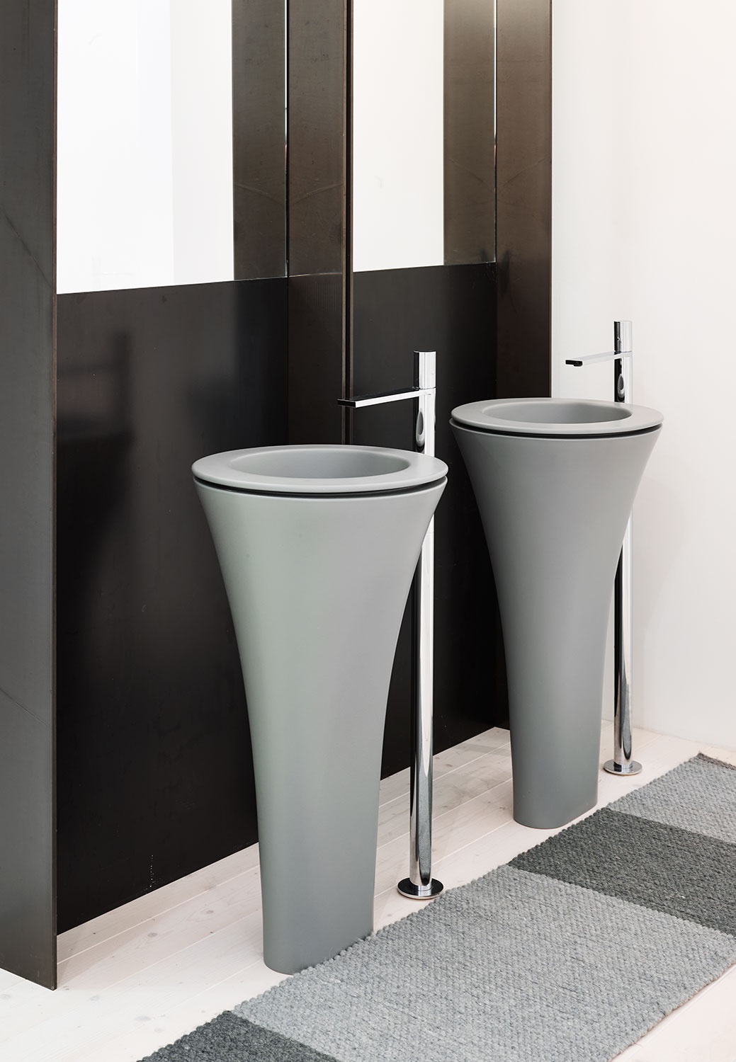 Amedeo Tondo 獨(dú)立式洗臉盆