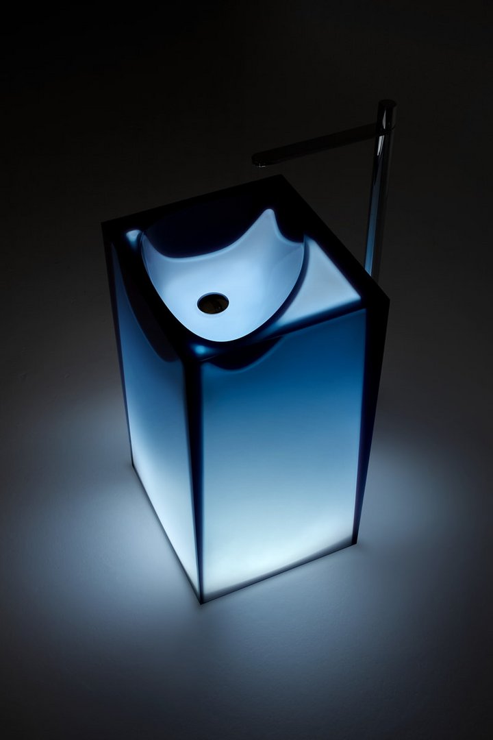 ASTRO AND AURA-臺盆