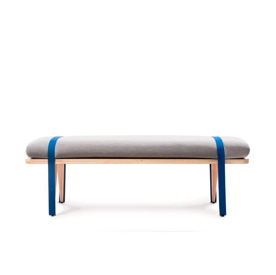 RS BARCELONAOn the road bench長凳