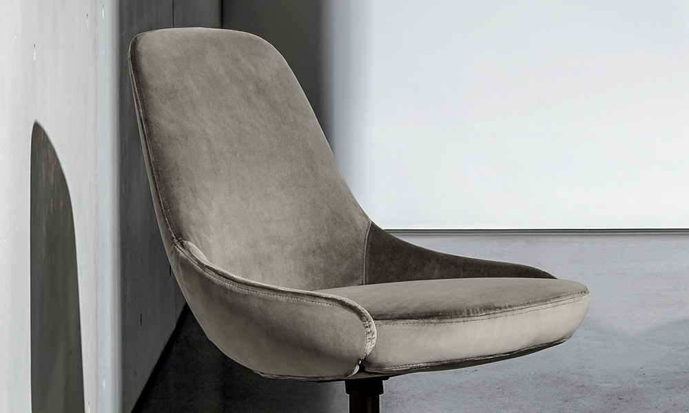 Configura CADIRA S GIREVOLE休閑椅