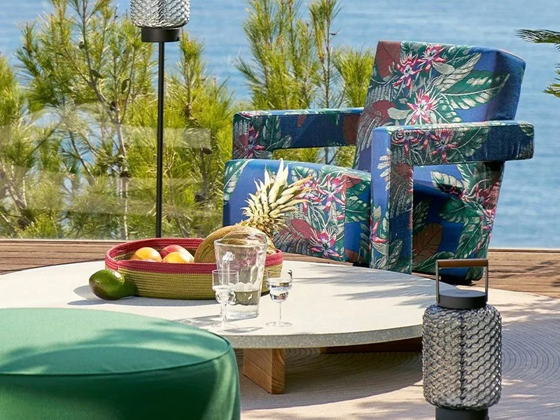 Cassina經(jīng)典休閑椅戶外新面料，一瞬間來到了熱情的夏威夷